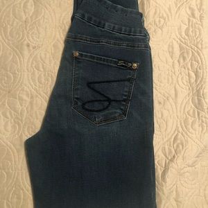 NWOT Seven7 Jeans